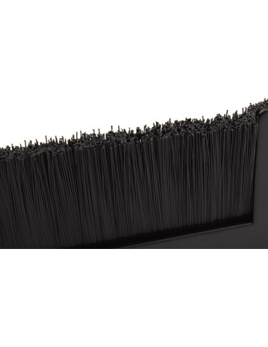 Panel pasahilos con cepillo abierto formato rack 19"